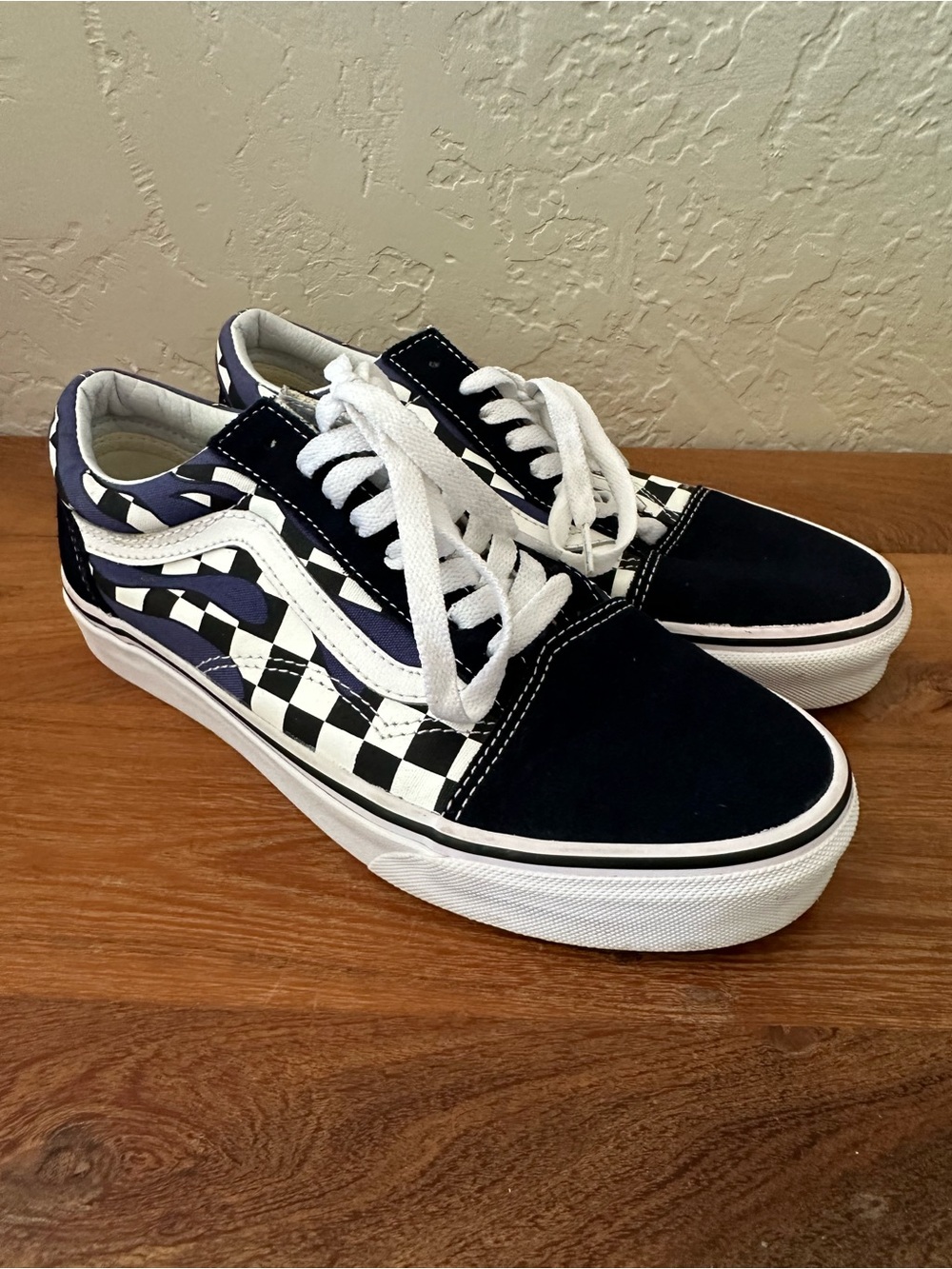 Vans Old School Checker Flame size 7.5 Women 6 Men